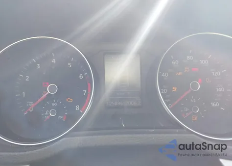 2016 Volkswagen Passat 1.8T S из США, поврежденный, VIN 1VWAT7A37GC051935